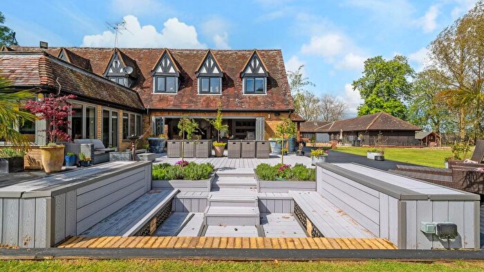 5 Bedroom Detached House For Sale In Crafton, Leighton Buzzard, LU7