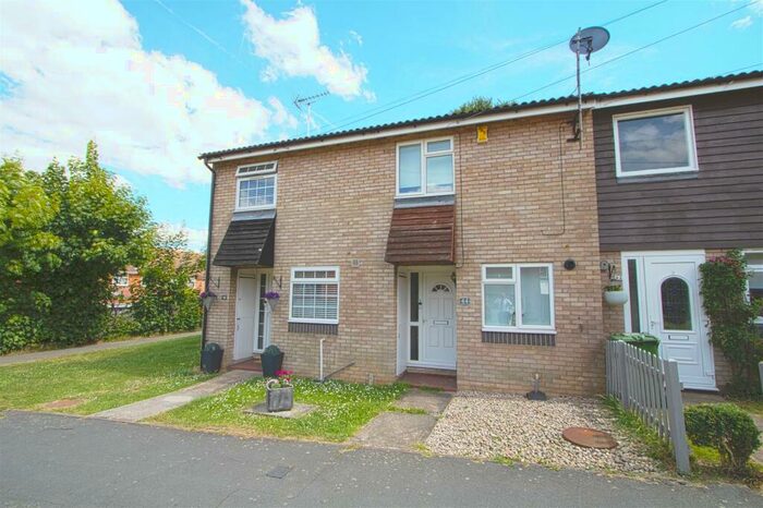 2 Bedroom Terraced House To Rent In Harebell Close, Billericay, CM12