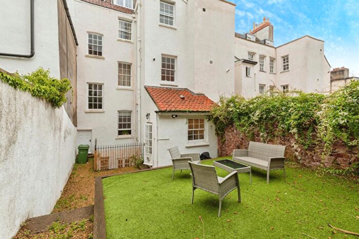 1 Bedroom Apartment For Sale In Albermarle Row, Hotwells, Bristol, BS8