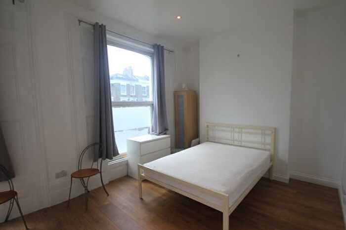 Studio To Rent In Mildmay Road, Islington, N1