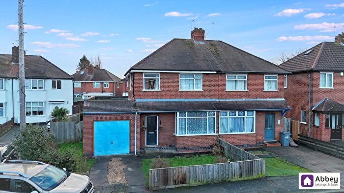 3 Bedroom Semi Detached House For Sale In Bembridge Close, Leicester, LE3