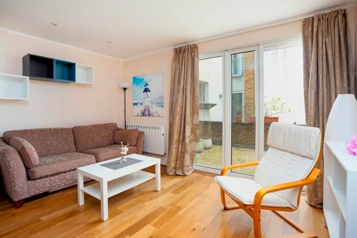 Studio To Rent In Meridian Court, Bermondsey, SE16