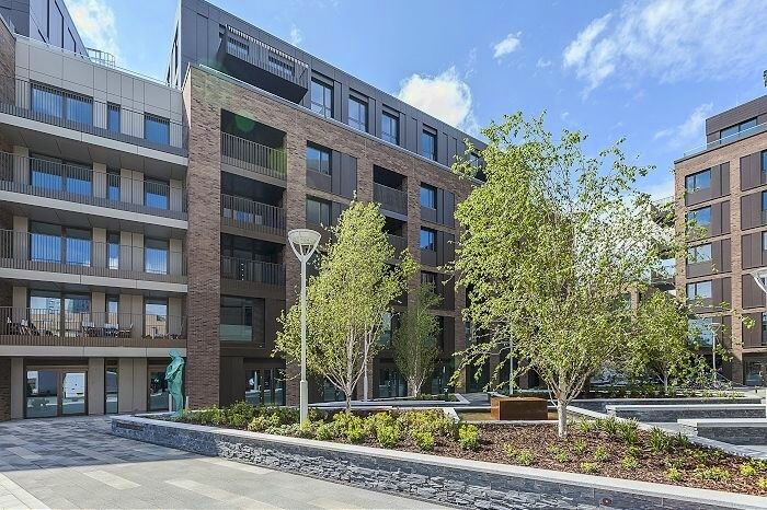 2 Bedroom Flat To Rent In Moulding Lane, London, SE14