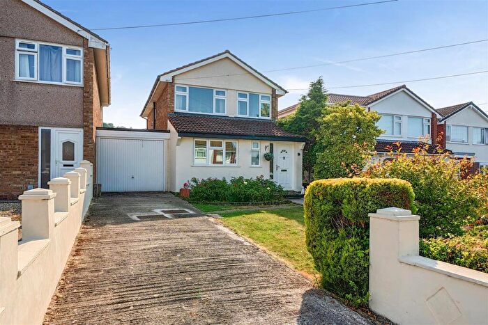 3 Bedroom Link Detached House For Sale In Tanorth Road, Whitchurch, Bristol, BS14