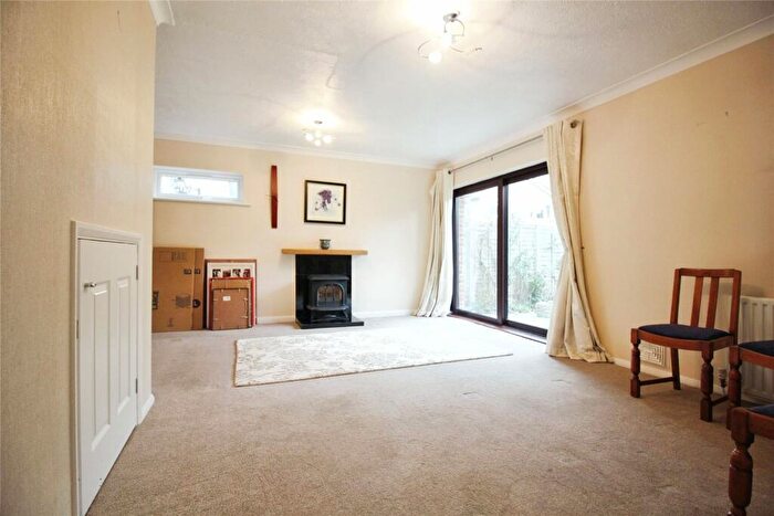 3 Bedroom Semi-Detached House For Sale In Wild Briar, Finchampstead, Wokingham, RG40