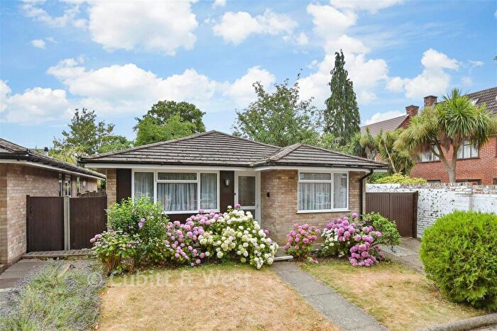 2 Bedroom Detached Bungalow For Sale In Stanley Road, Sutton, Surrey, SM2