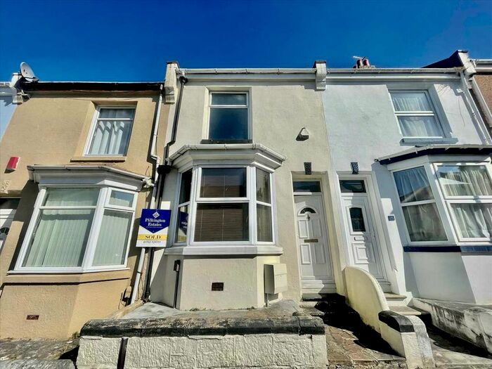 2 Bedroom Property To Rent In Victory Street, Plymouth, Keyham, PL2
