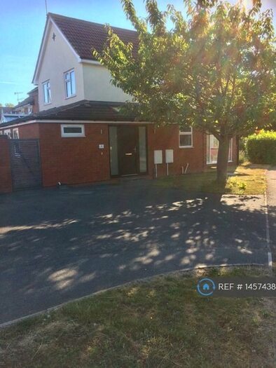 2 Bedroom Semi-Detached House To Rent In Mallory Drive, Warwick, CV34