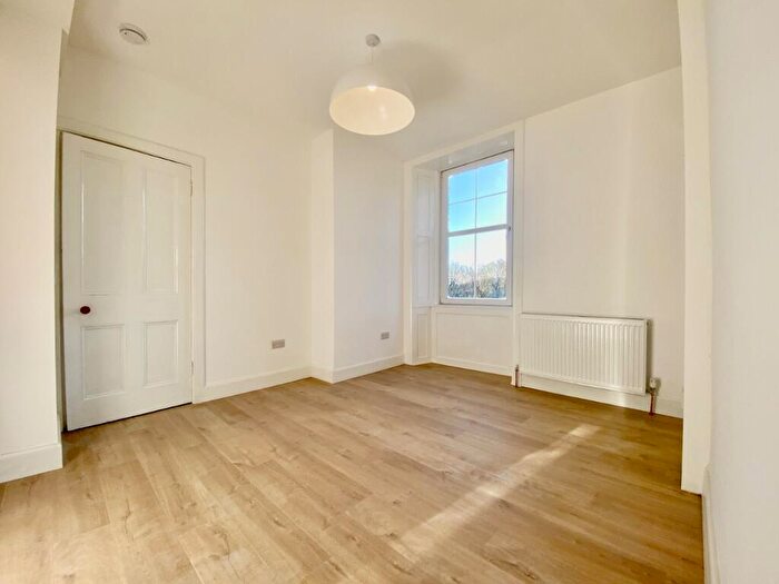 1 Bedroom Flat To Rent In Hawthornvale, Edinburgh, EH6