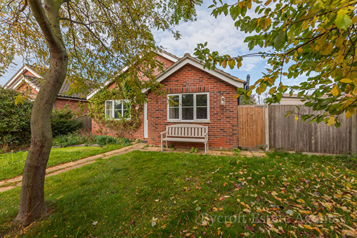3 Bedroom Detached Bungalow For Sale In Staithe Road, Martham, NR29