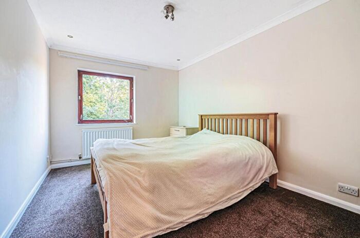 2 Bedroom Apartment To Rent In Dawsmere Close, Camberley, GU15