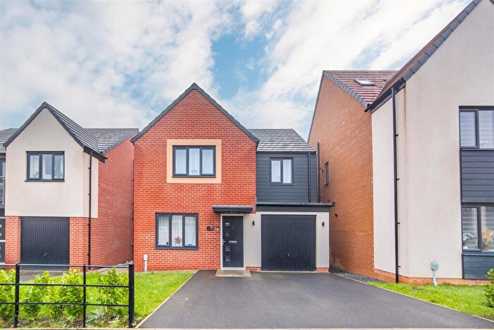 4 Bedroom Detached House For Sale In Beaumont Drive, Wallsend, NE28