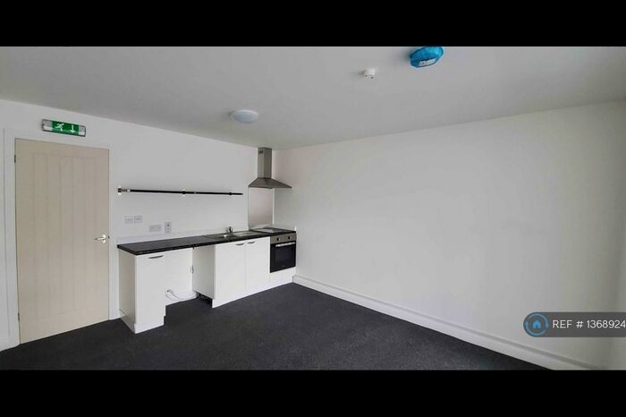 Studio To Rent In Ripley, Ripley, DE5