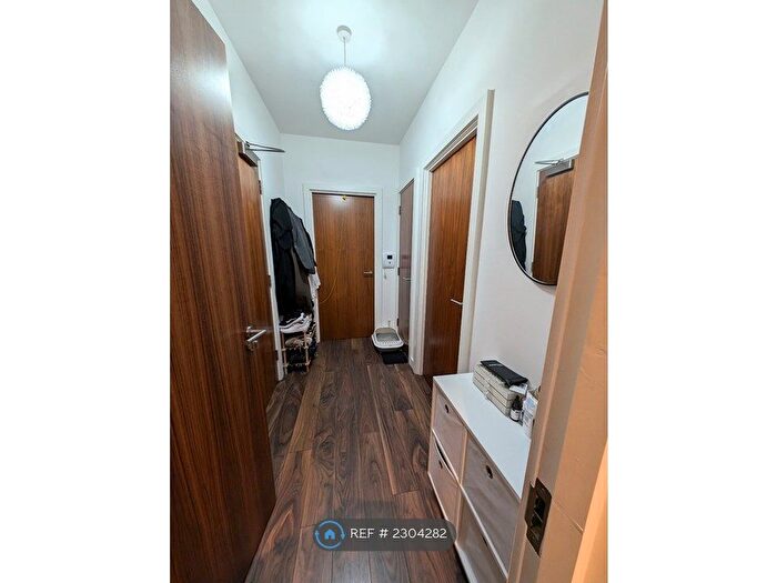 1 Bedroom Flat To Rent In Talbot Skyline, Rayners Lane, Harrow, HA2