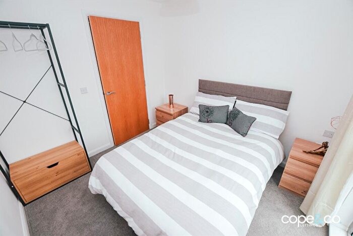 2 Bedroom Apartment To Rent In Cathedral View, Full Street, Derby, Derbyshire, DE1