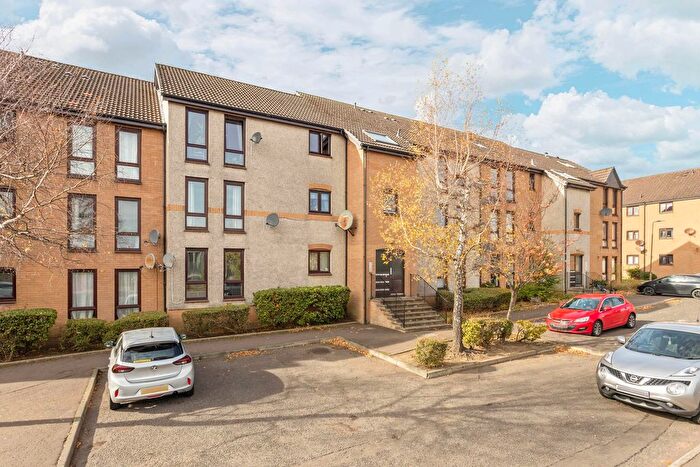 1 Bedroom Flat For Sale In Echline Rigg, South Queensferry, EH30