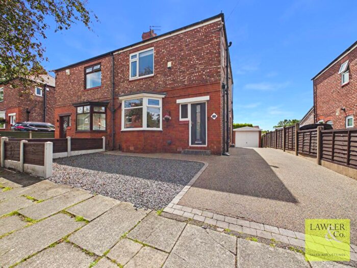 3 Bedroom Semi-Detached House For Sale In Hayfield Road, Bredbury, Stockport, Cheshire, SK6