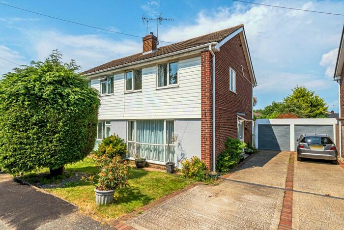 3 Bedroom Semi-Detached House To Rent In Sandy Road, Addlestone, KT15