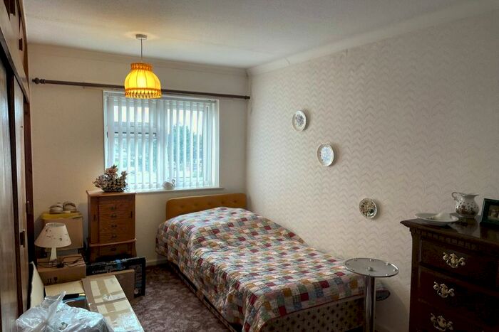 3 Bedroom Terraced House For Sale In Giles Close, Stechford, Birmingham, B33