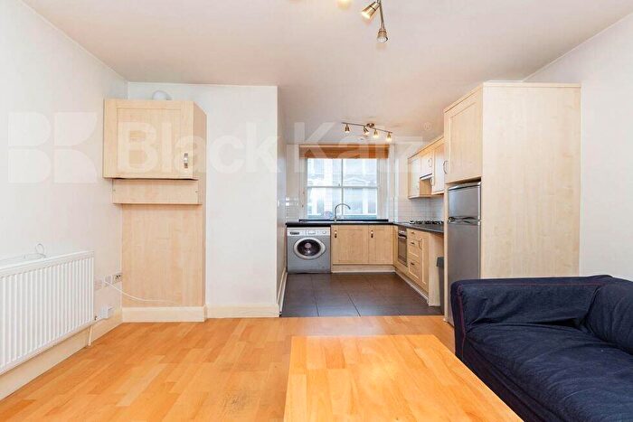 1 Bedroom Flat To Rent In Camden Road, Camden, NW1