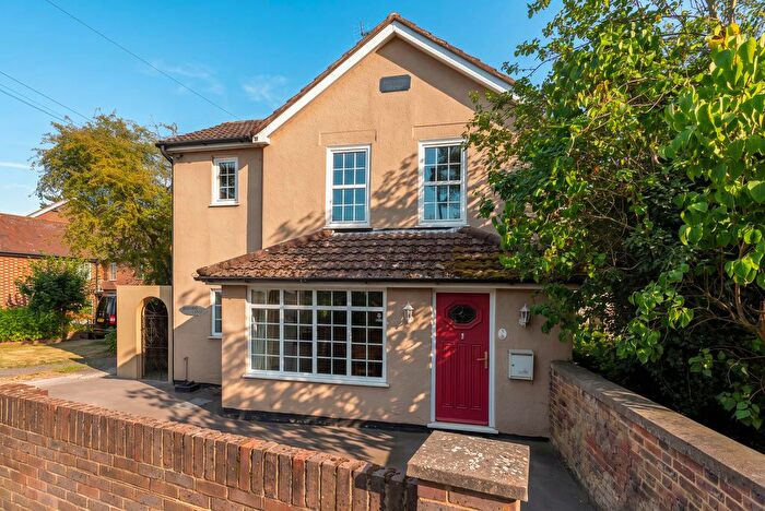 3 Bedroom Detached House For Sale In Maidstone Road, Paddock Wood, TN12