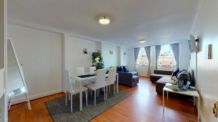 2 Bedroom Flat To Rent In Queensborough Terrace, London, W2