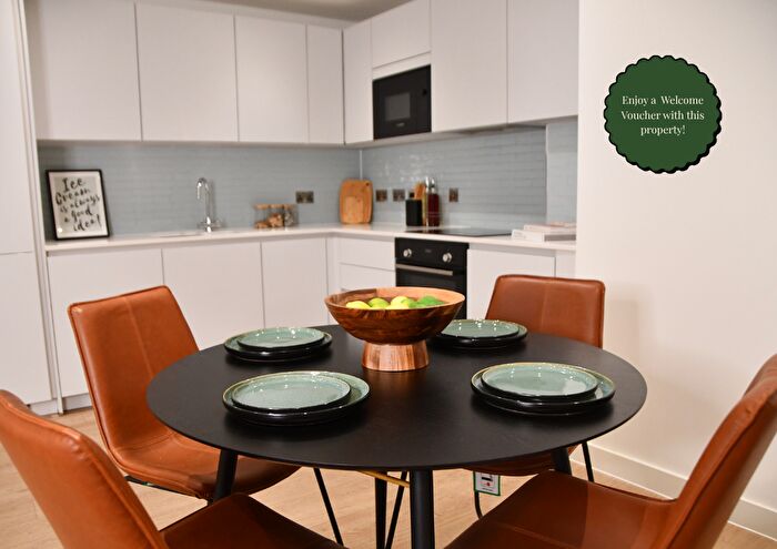 2 Bedroom Apartment To Rent In Weldale Street, Reading, Berkshire, RG1