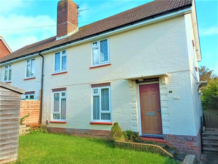 1 Bedroom Flat To Rent In Beal Crescent, Brighton, BN1