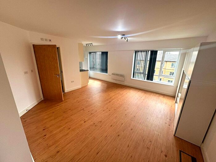 1 Bedroom Flat To Rent In Battalion Avenue, London, NW9