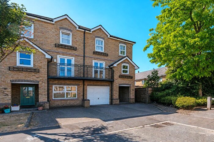 4 Bedroom Semi-Detached House For Sale In Harvey Drive, Hampton, TW12