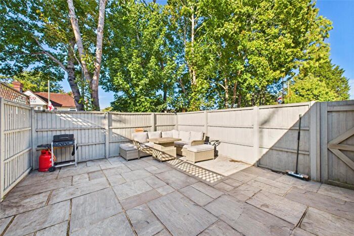 3 Bedroom End Of Terrace House For Sale In Harlech Road, Blackwater, Camberley, Hampshire, GU17
