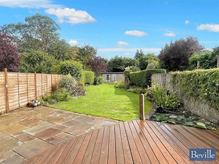 4 Bedroom Semi-detached House To Rent In Grove Road, Sonning Common, Reading, RG4