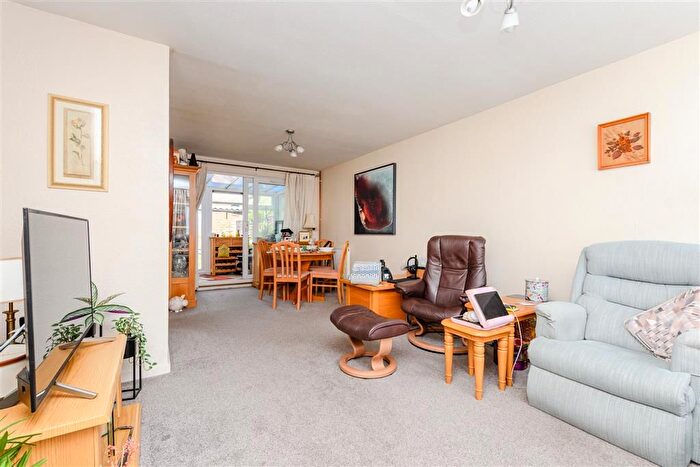3 Bedroom Terraced House For Sale In The Glades, Gravesend, Kent, DA12