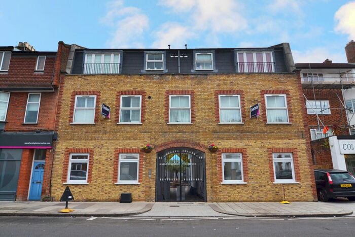 1 Bedroom Flat To Rent In Hampton Road, Twickenham, Uk, TW2