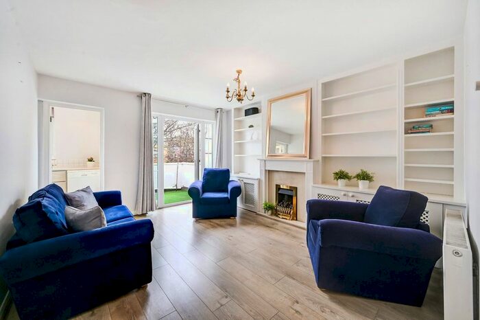 2 Bedroom Flat To Rent In Holland Road, Kensington, London, W14