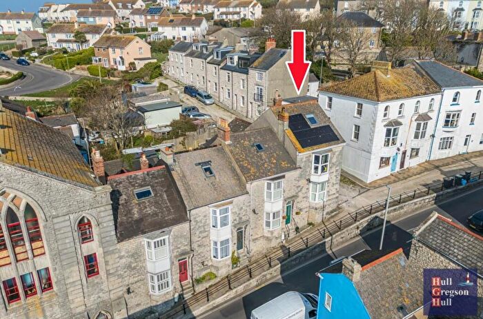 4 Bedroom House To Rent In Fortuneswell, Portland, DT5