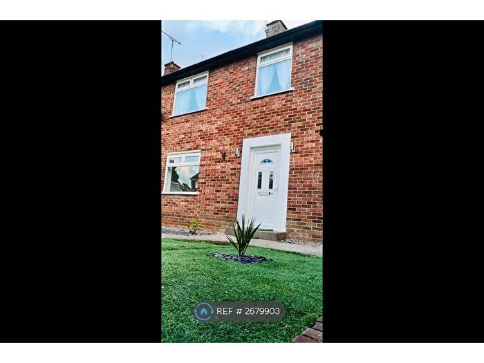 1 Bedroom Flat To Rent In Northbourne Road, Gillingham, ME8