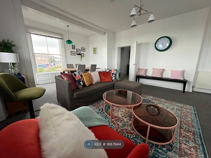 3 Bedroom Maisonette To Rent In Marine Parade House, Dover, CT16