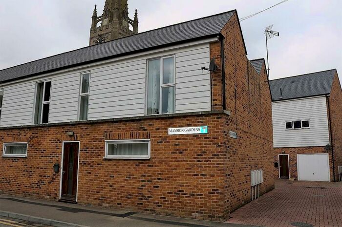 2 Bedroom House To Rent In Mansion Gardens, Whittlesey, Peterborough, PE7