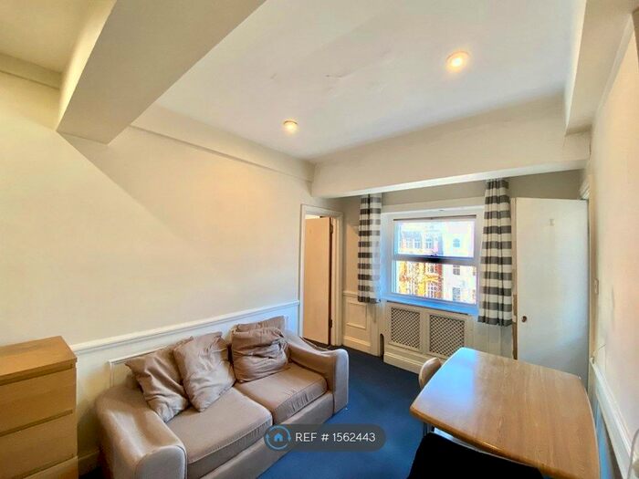 2 Bedroom Flat To Rent In London, London, SW7