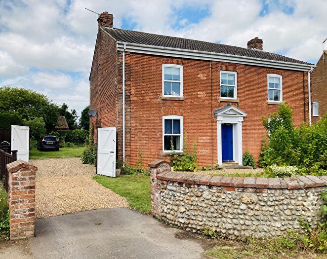 4 Bedroom Detached House For Sale In Mill Road, Hempton, NR21