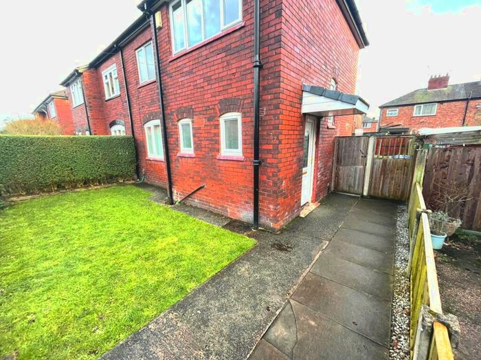3 Bedroom Semi-Detached House To Rent In Maitland Avenue, Chorlton, M21