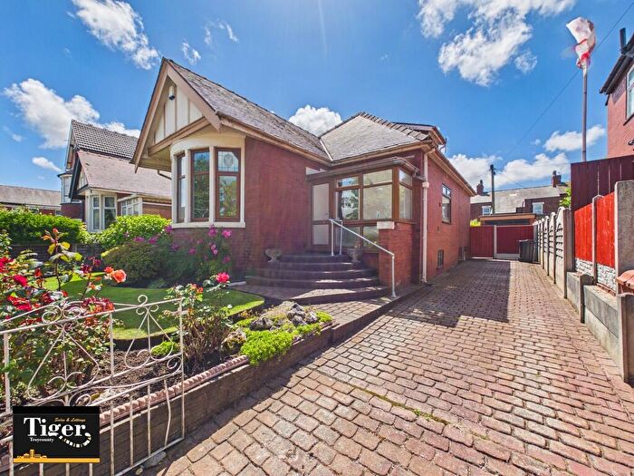 3 Bedroom Detached Bungalow For Sale In Westminster Road, Blackpool, FY1