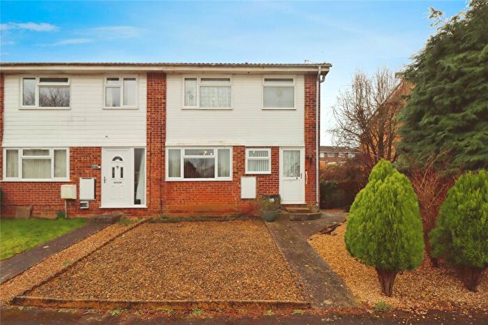 1 Bedroom Flat For Sale In Badgeworth, Bristol, Avon, BS37