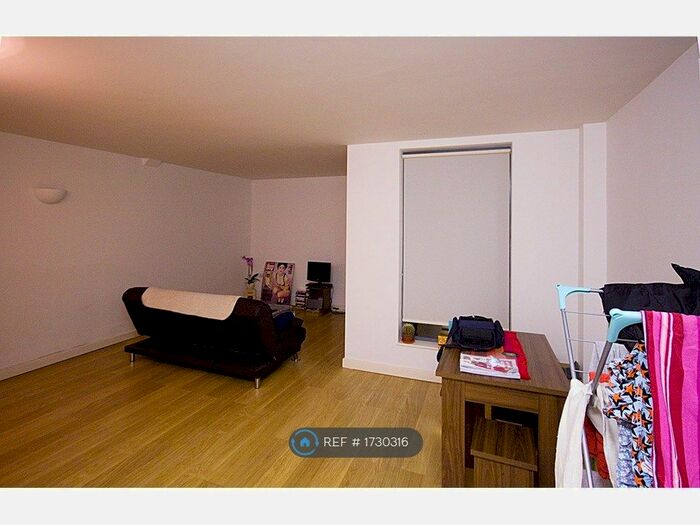 1 Bedroom Flat To Rent In The Tavern Apartments, London, SE8