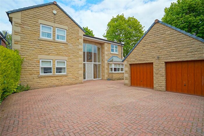 5 Bedroom Detached House For Sale In Morthen Gardens, Wickersley, Rotherham, South Yorkshire, S66