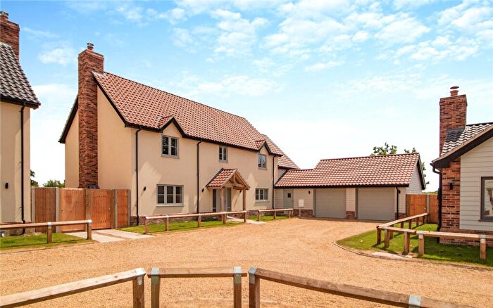 5 Bedroom Detached House For Sale In Flower Meadow, Little Fransham, Dereham, Norfolk, NR19