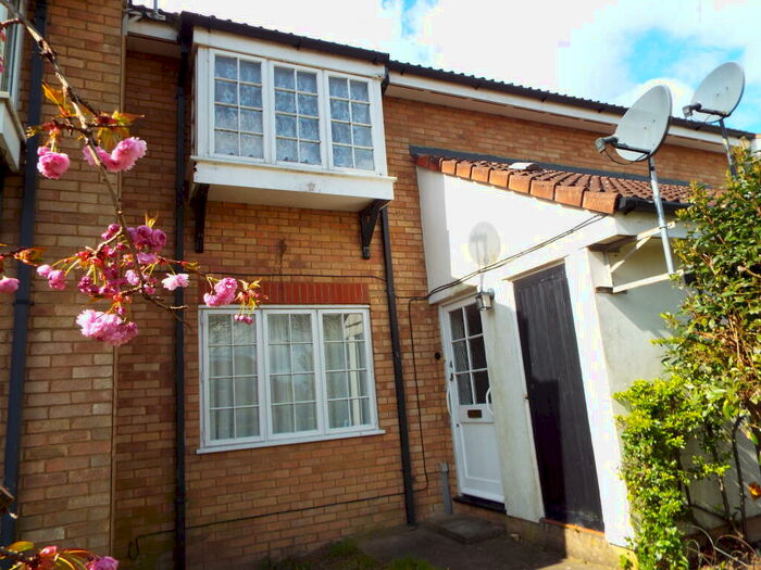 2 Bedroom Flat To Rent In Capuchin Court, Cherry Hinton, CB1