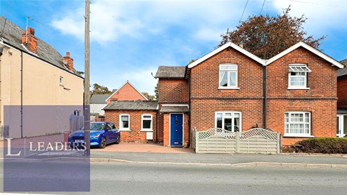 3 Bedroom Semi-Detached House For Sale In Colchester Road, Halstead, CO9