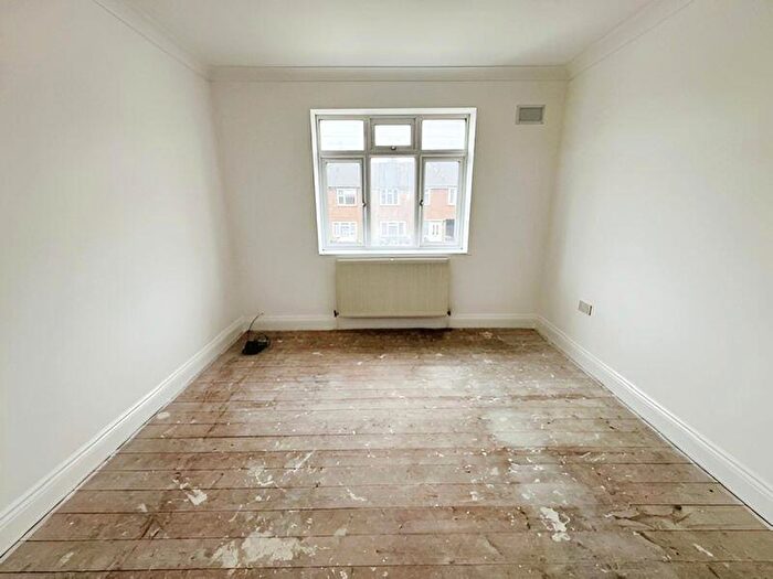 3 Bedroom Terraced House For Sale In Meadfield, Edgware, HA8